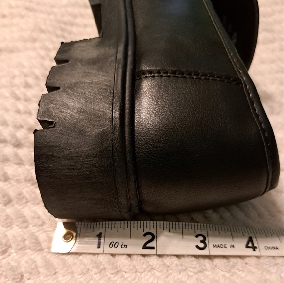 Rouge Helium Loafers Size 8.5 - Picture 9 of 9